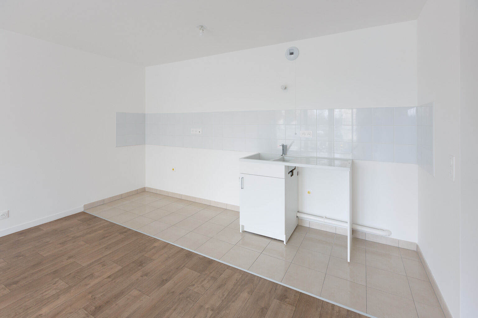 6470-Chilly Mazarin-Logement témoin-Photo 2-cmp.jpg