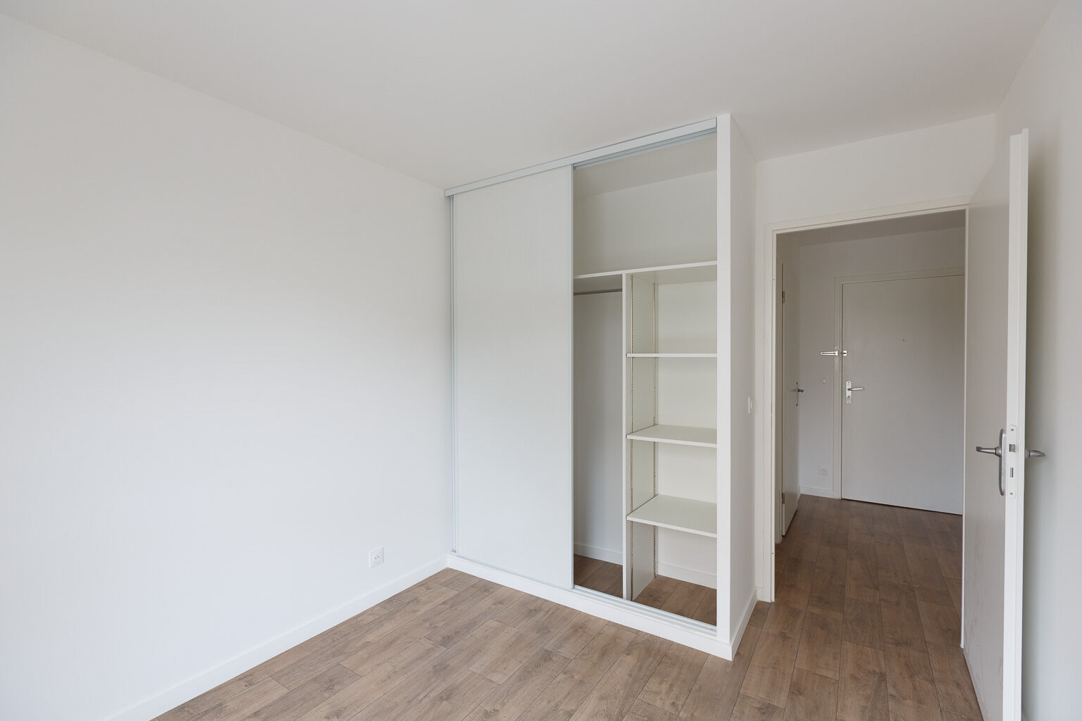 6470-Chilly Mazarin-Logement témoin-Photo 7-cmp.jpg