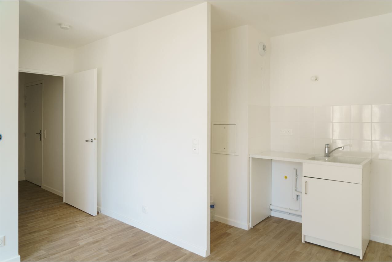 6475-GAGNY-Logement temoin-Cuisine-cmp.jpg