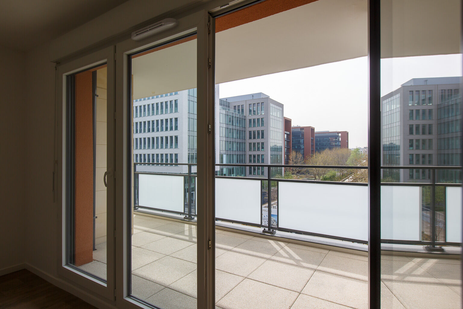 6445-RUEIL-UG347755-Photo 4-compressed.jpg