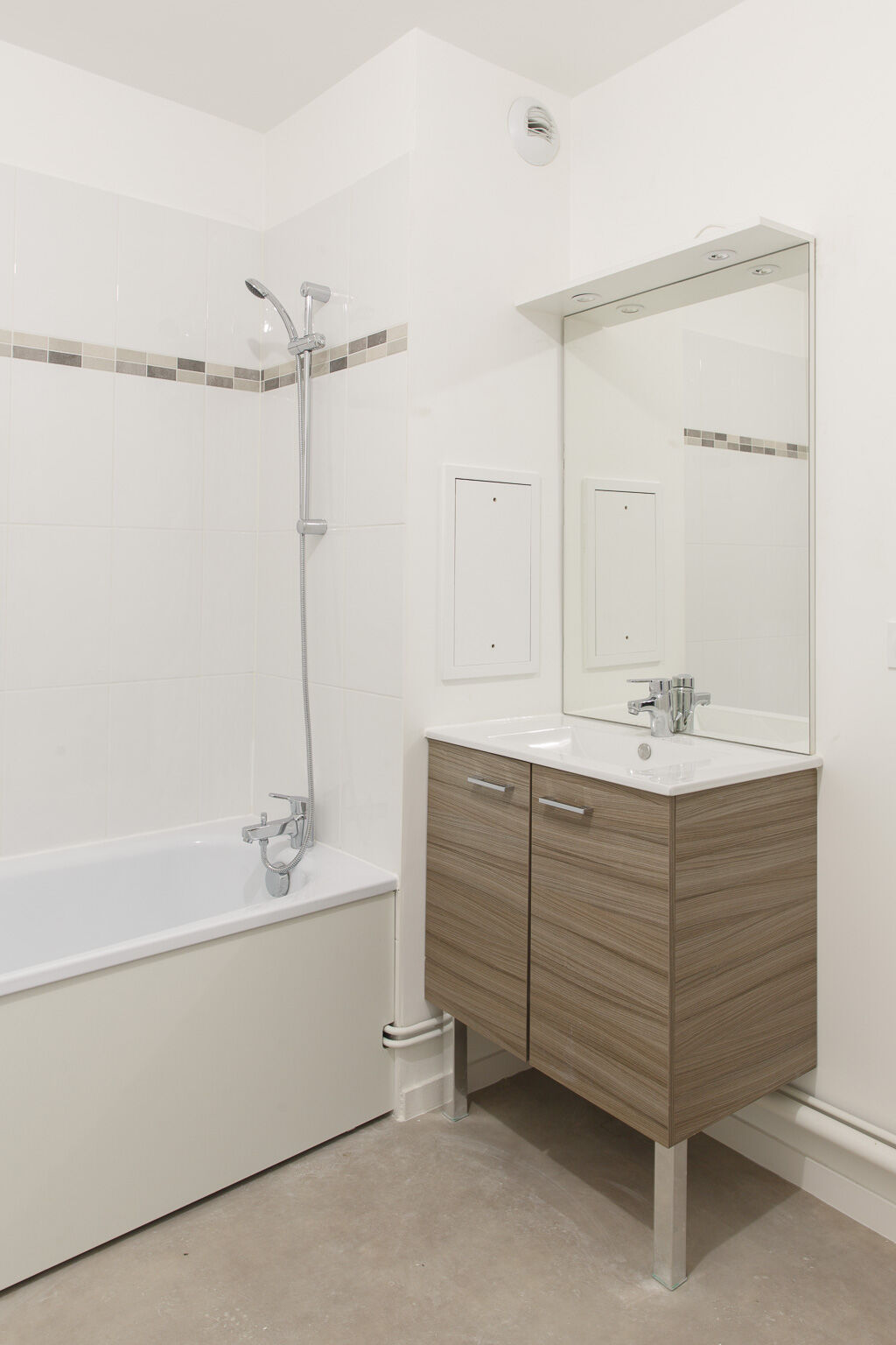 2613-BOUGIVAL-Logement témoin T2 9-cmp.jpg