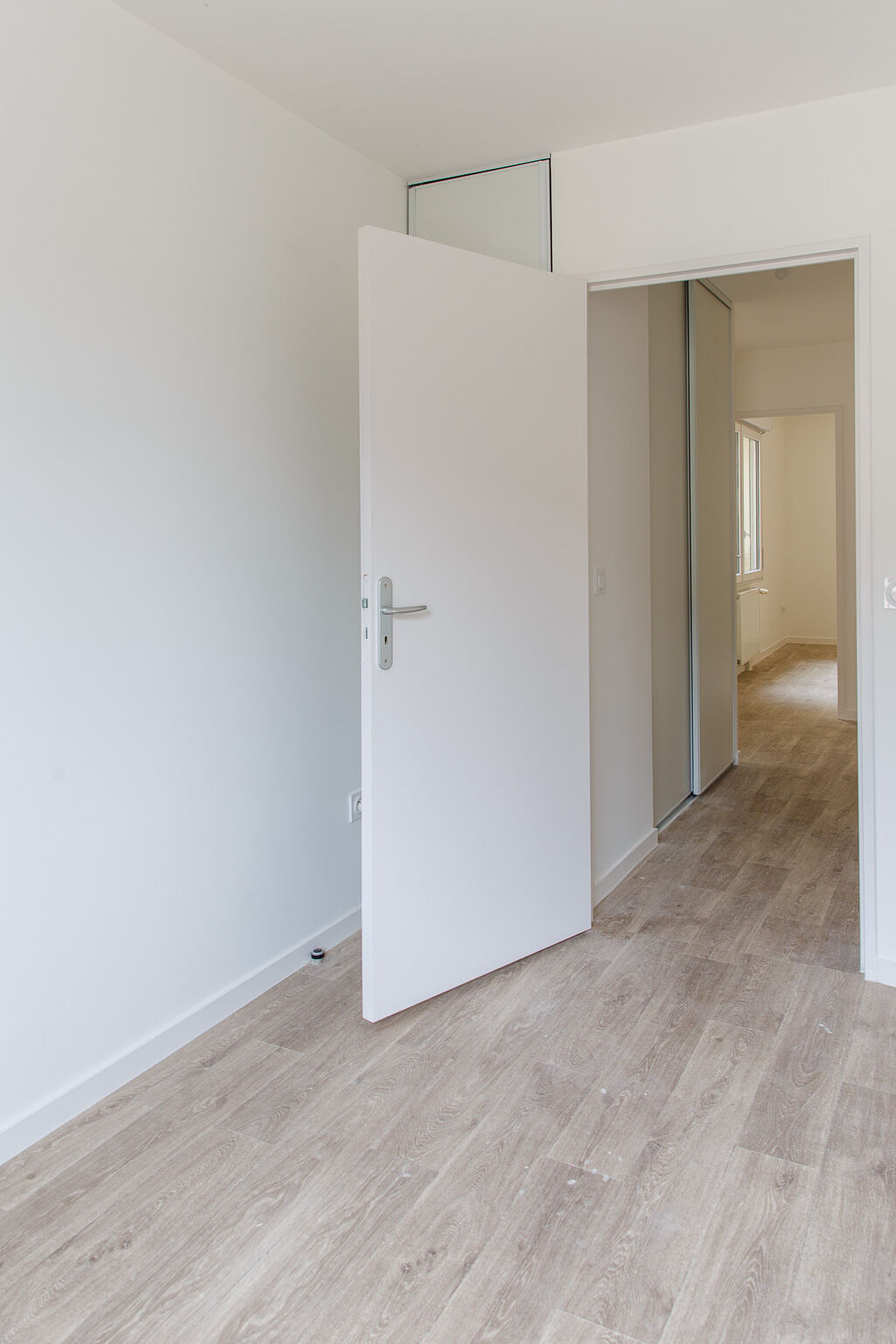 2613-BOUGIVAL-Logement témoin T4 11-cmp.jpg