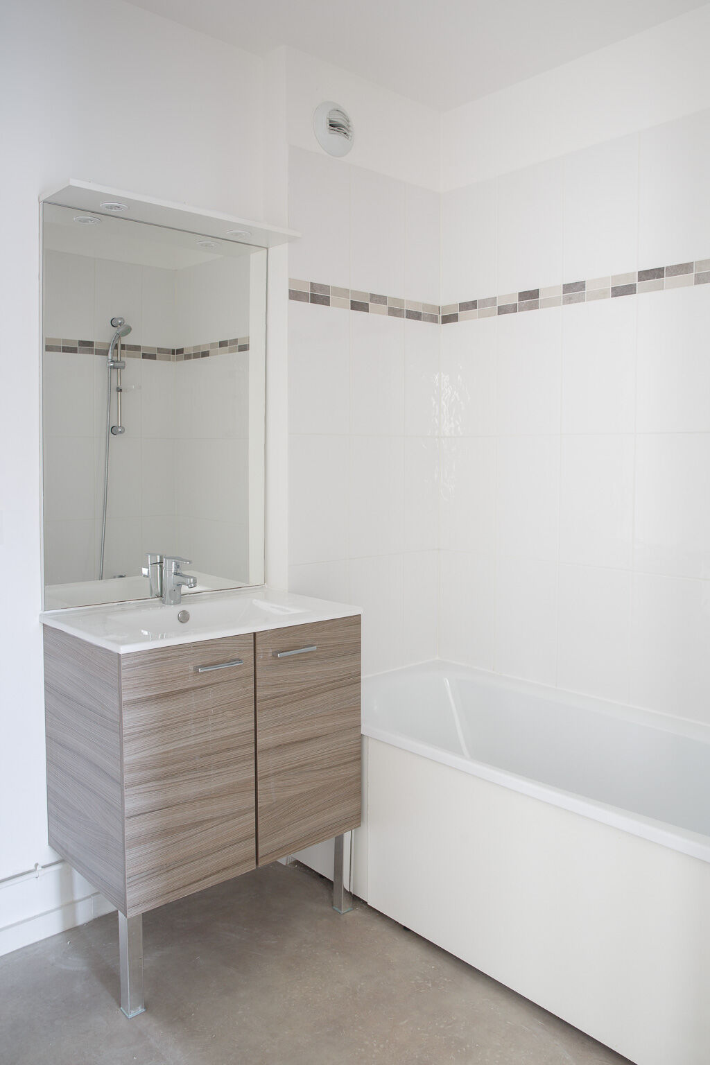 2613-BOUGIVAL-Logement témoin T4 9-cmp.jpg