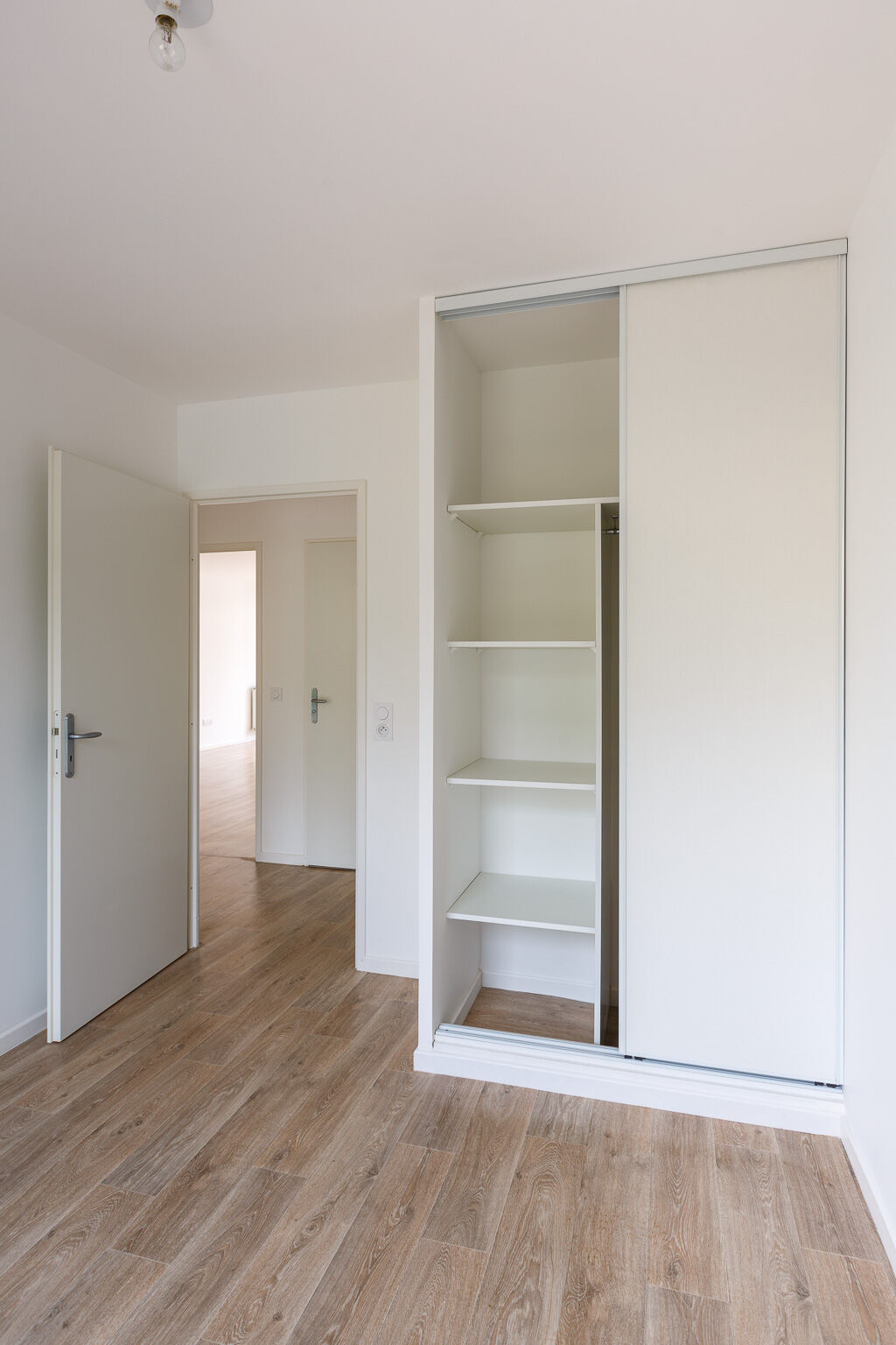 6513-MARLY LE ROI-Logement témoin-Photo 11-cmp.jpg