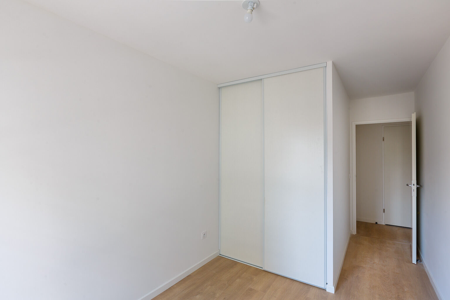 6768-BLANC MESNIL-Logement tmoin-Photo 6-cmp.jpg
