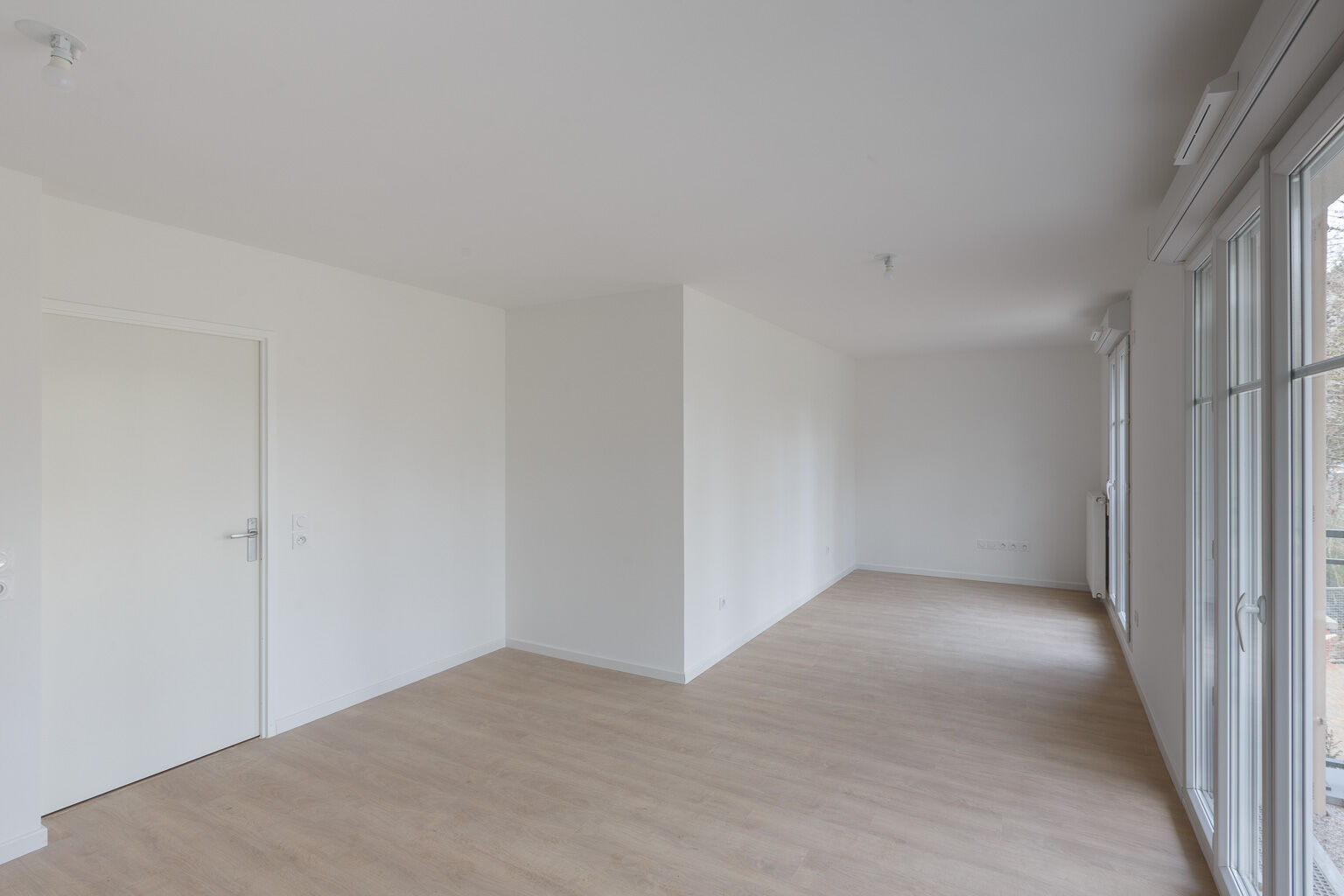6768-BLANC MESNIL-Logement tmoin-Photo 2-compressed.jpg
