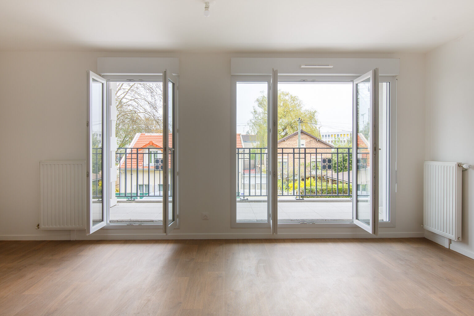 6848-BLANC MESNIL-Logement témoin-Photo 2-compressed.jpg