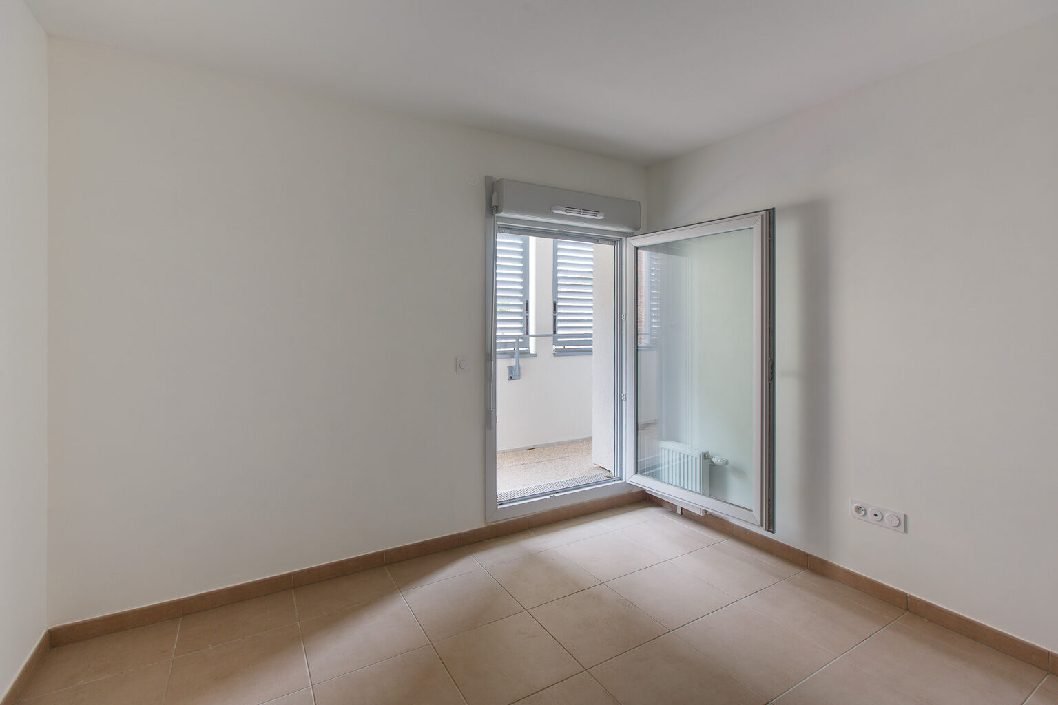 6928-MONTREUIL-Logement témoin T4-Photo 11-cmp.jpg