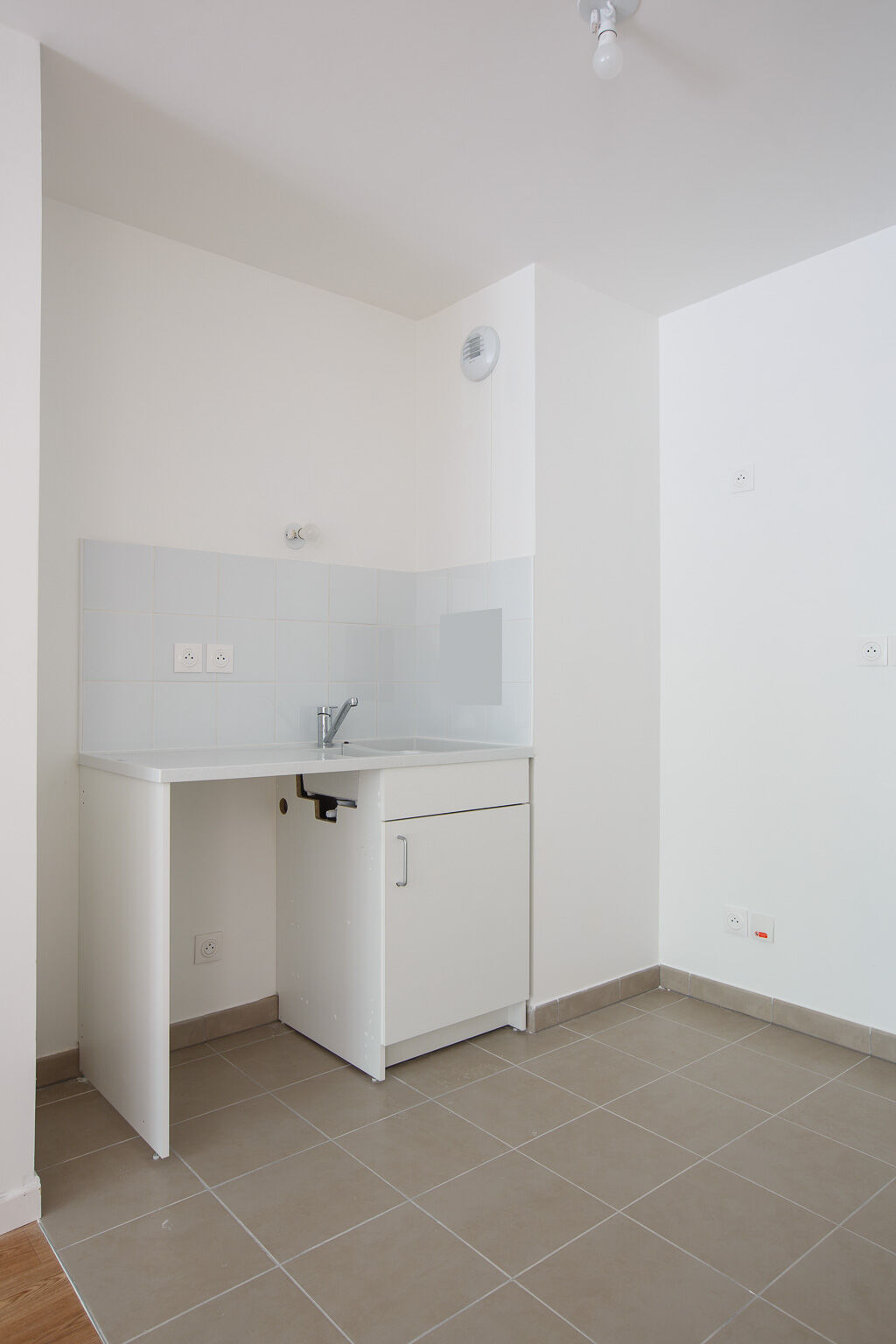 6502-LIVRY GARGAN-Logement témoin-Photo 3-compressed.jpg