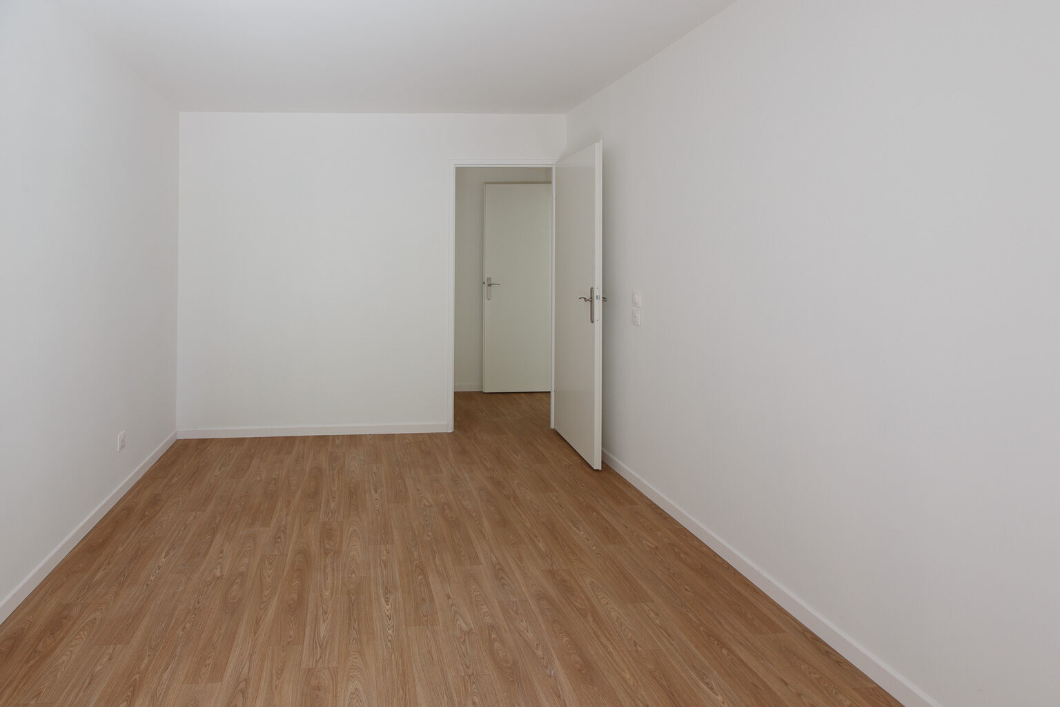 6502-LIVRY GARGAN-Logement témoin-Photo 10-cmp.jpg