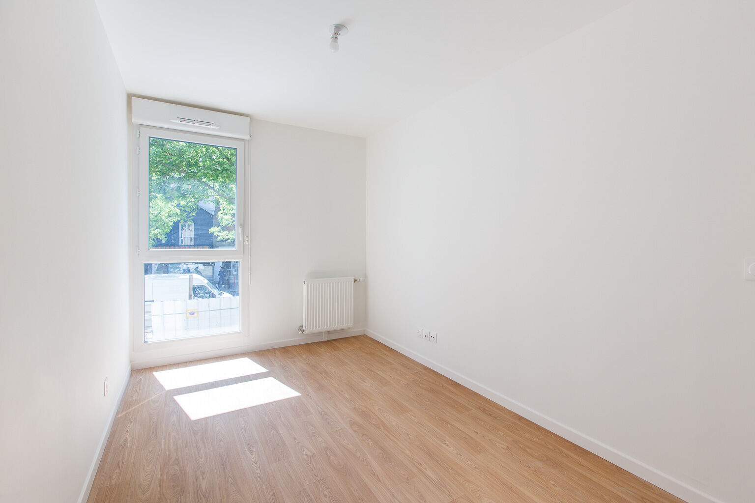 6502-LIVRY GARGAN-Logement témoin-Photo 6-cmp.jpg