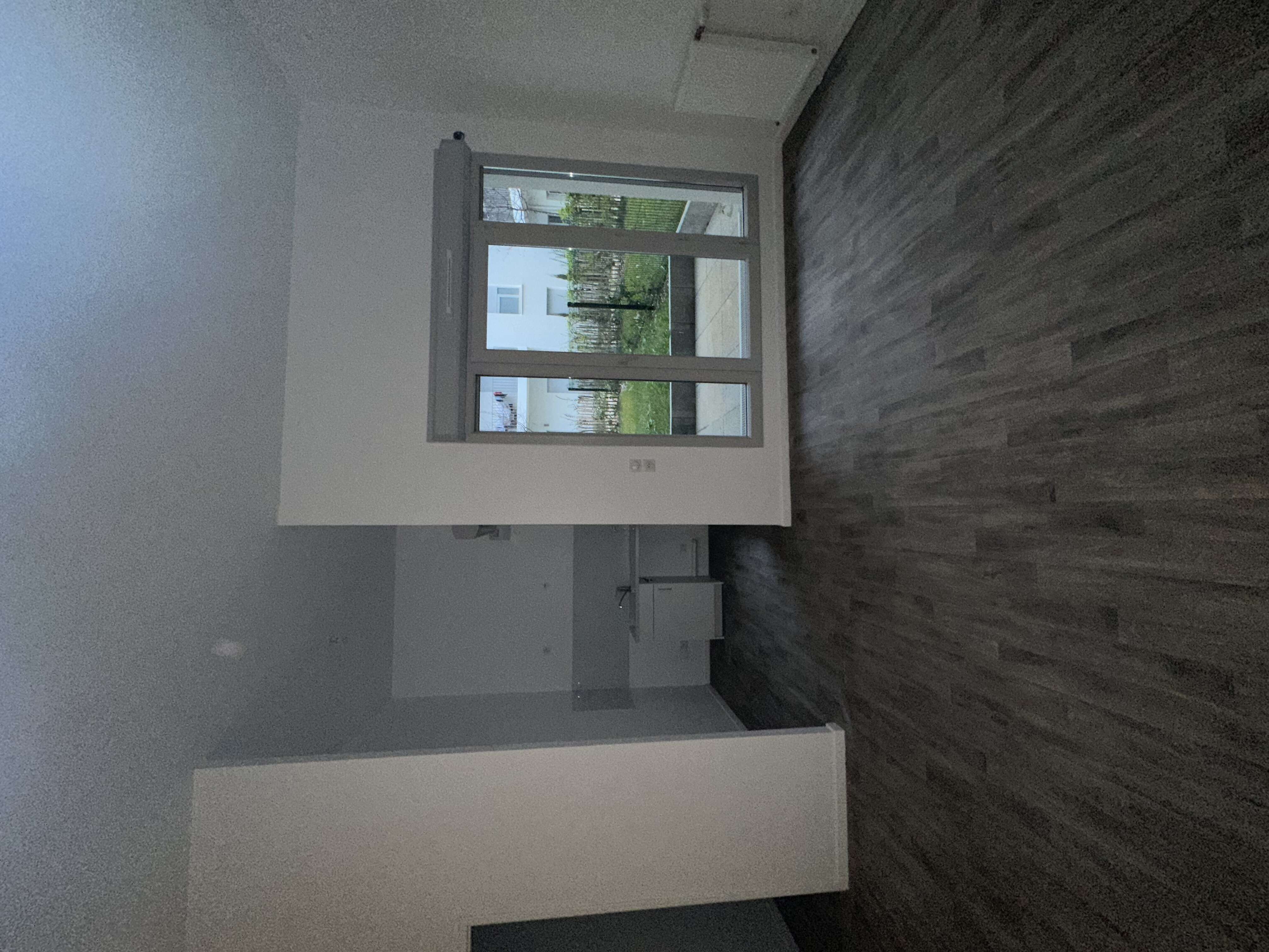 6637-DRANCY-UG350220-Photo 1-cmp.jpg