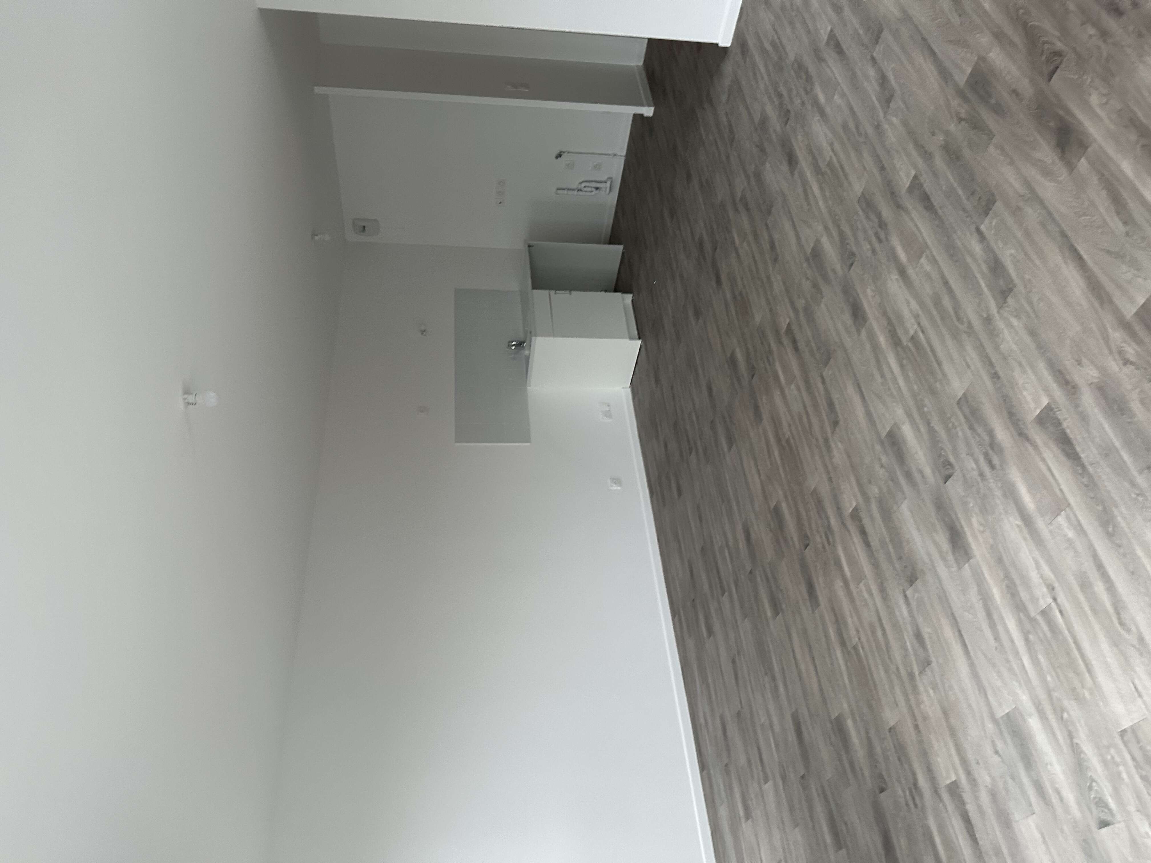 6637-DRANCY-UG350223-Photo 2-compressed.jpg
