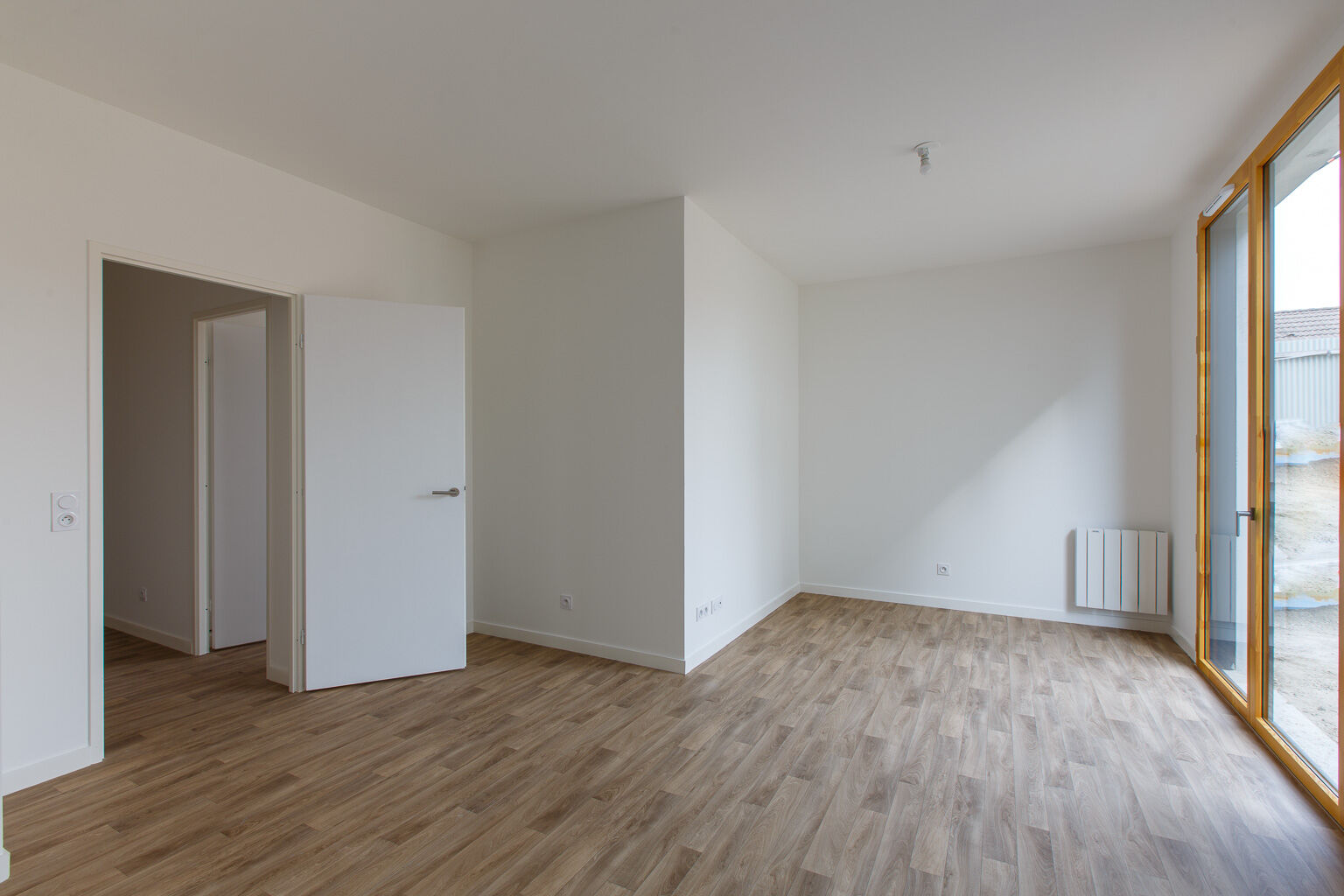 6664-TAVERNY-Logement Témoin-Photo 2-cmp.jpg