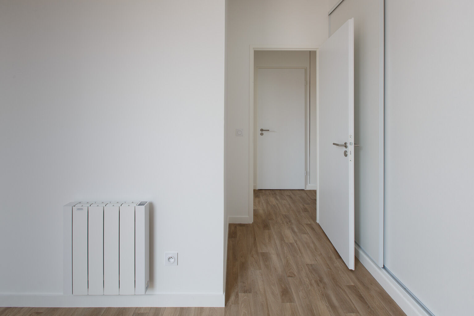 6664-TAVERNY-Logement Témoin-Photo 6-cmp.jpg