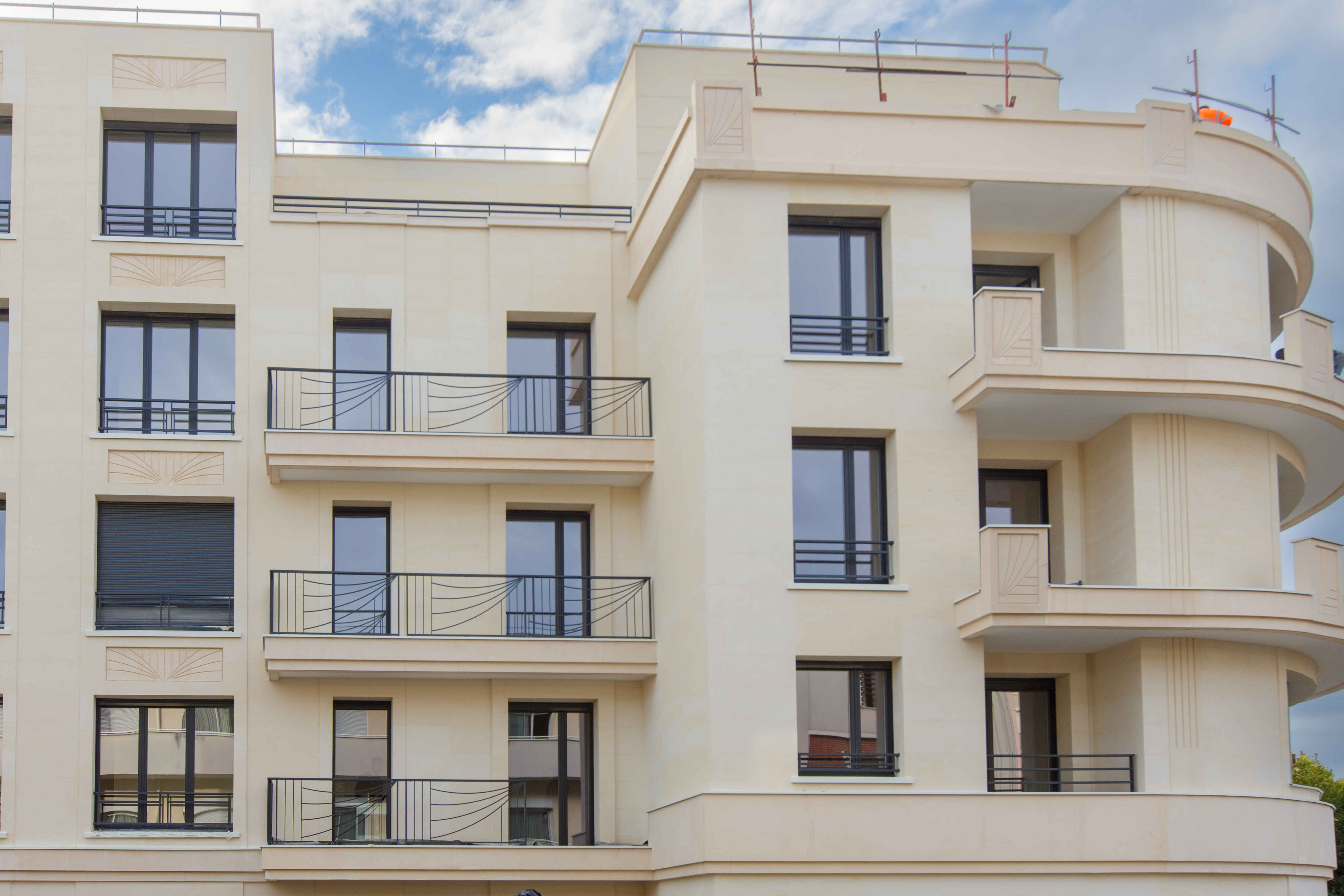 6716-SAINT OUEN-Photo ext-cmp.jpg