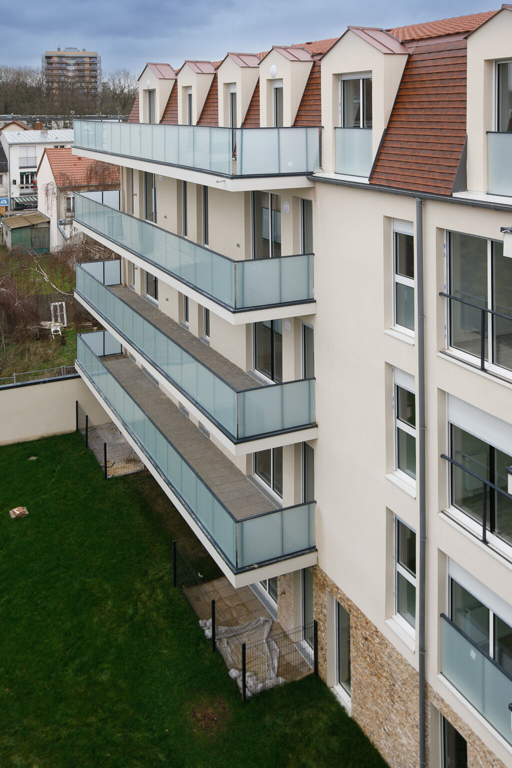 6663-VILLEPINTE-Photo ext-cmp.jpg