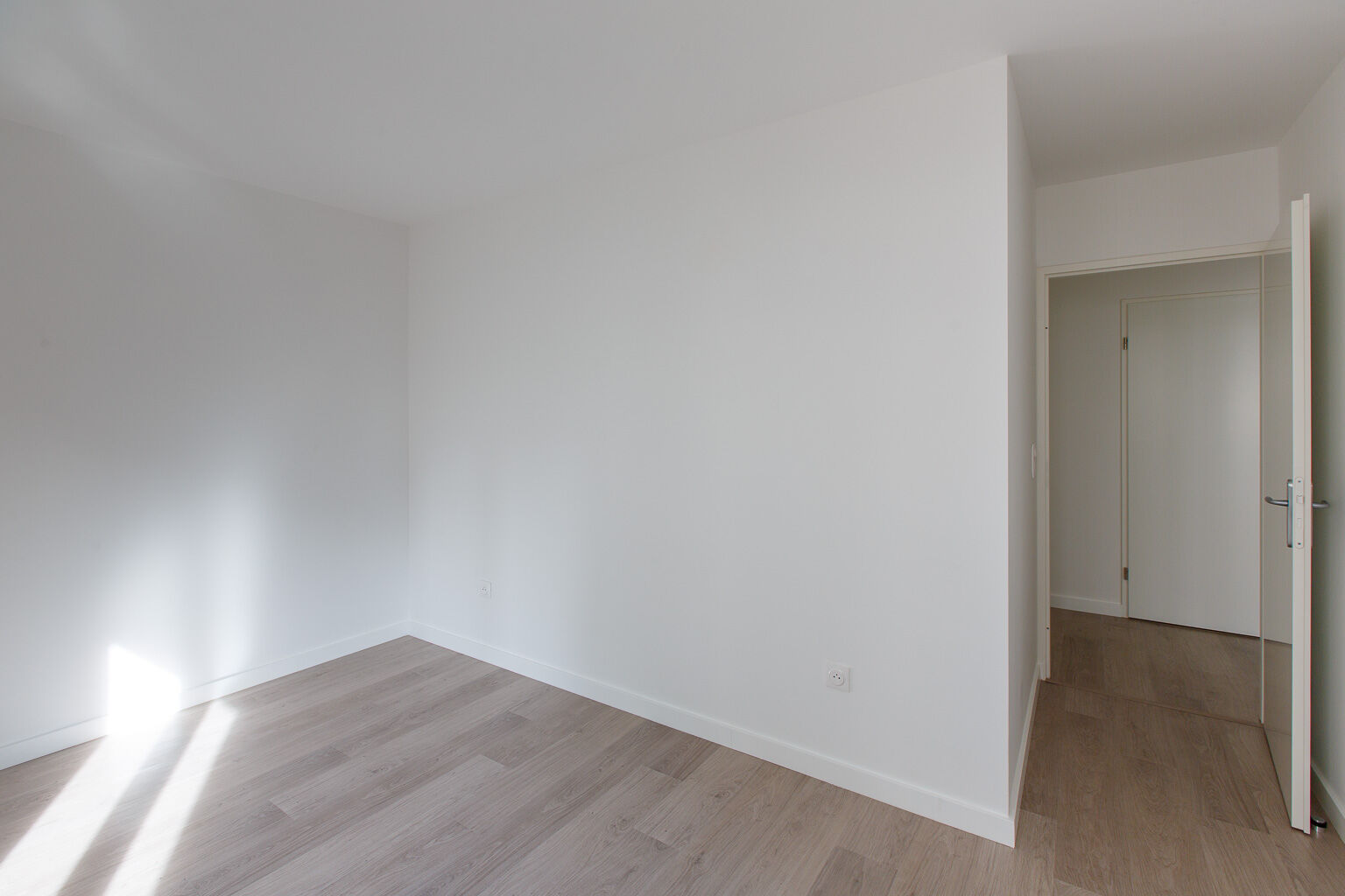 6651-ROSNY-Logement témoin-Photo 11-cmp.jpg