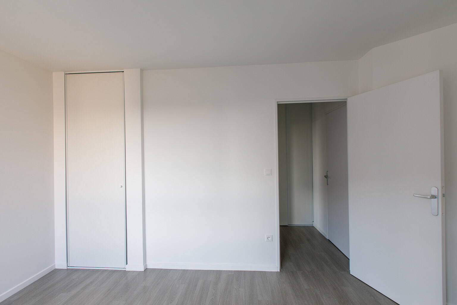 6612-MONTREUIL-Logement témoin-Photo 9-compressed.jpg