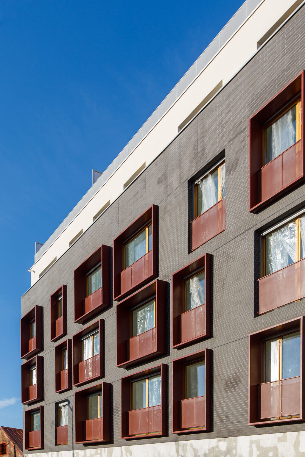 6612-MONTREUIL-Photo ext-compressed.jpg