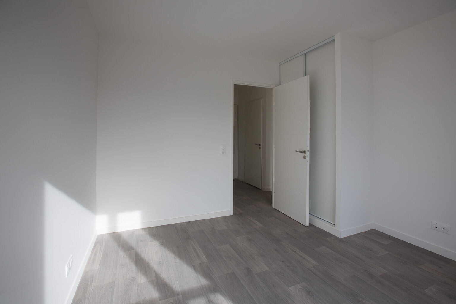 6715-7060-7061-SAINT OUEN-Logement témoin-Photo 8-compressed.jpg
