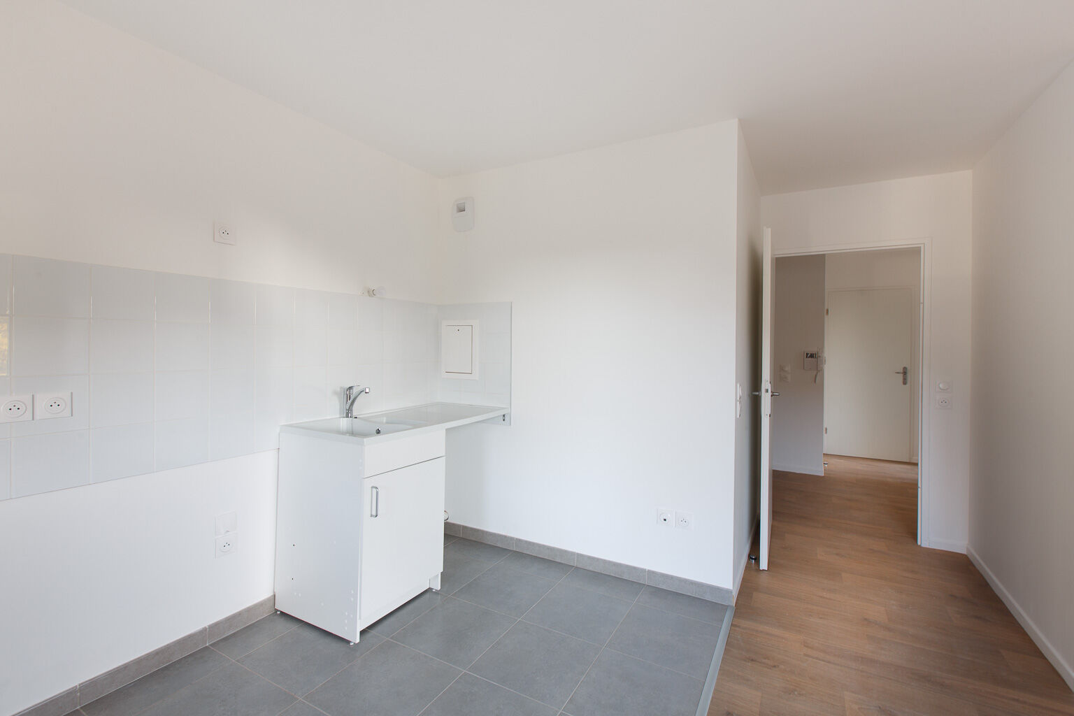 6575-PLESSIS ROBINSON-Logement témoin-Photo 2-compressed.jpg