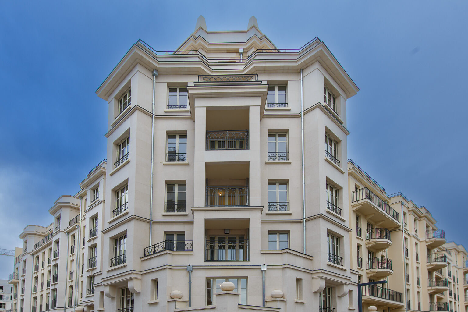 7034-CLAMART-Photo ext-compressed.jpg