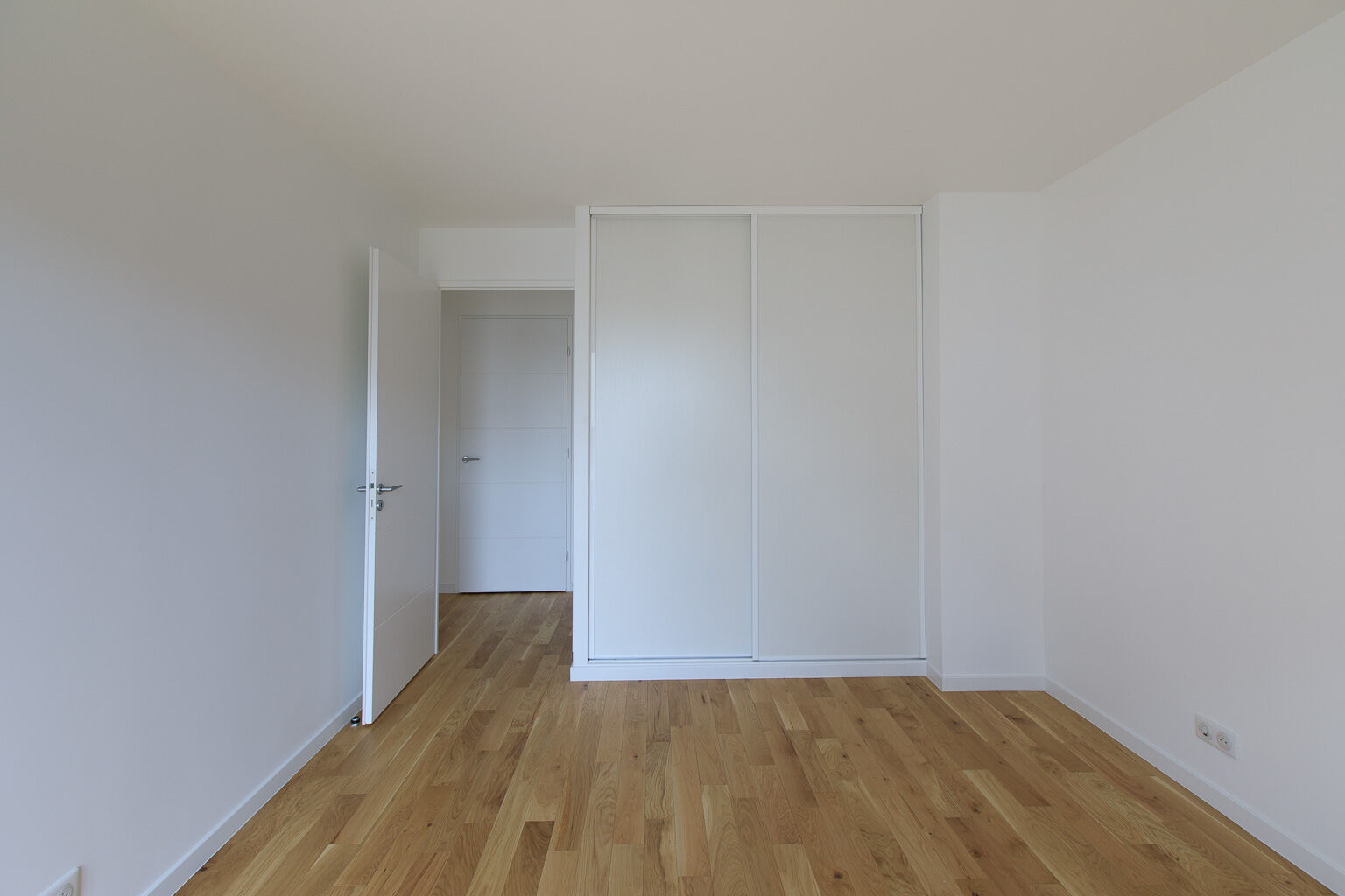 6936-PARIS-Logement témoin-Photo 6-compressed.jpg
