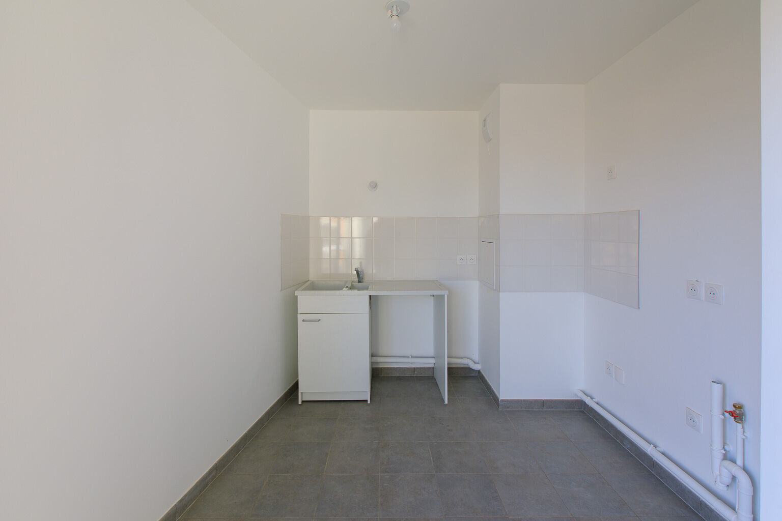 6800-BUSSY ST GEORGES-Logement témoin-Photo 3-cmp.jpg