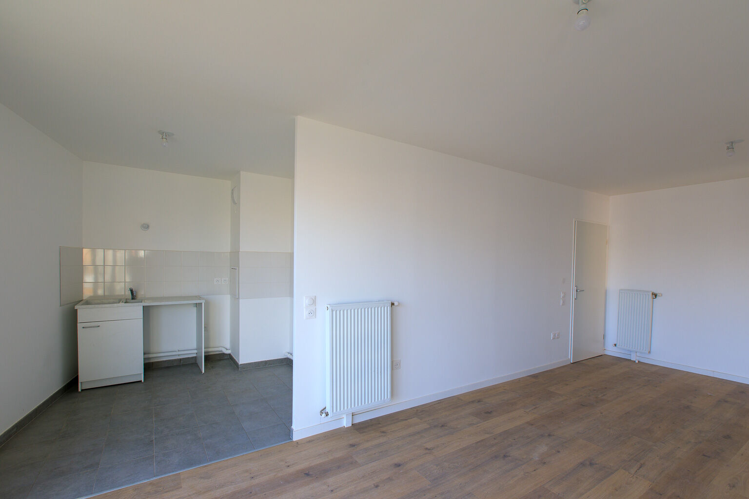 6800-BUSSY ST GEORGES-Logement témoin-Photo 4-cmp.jpg