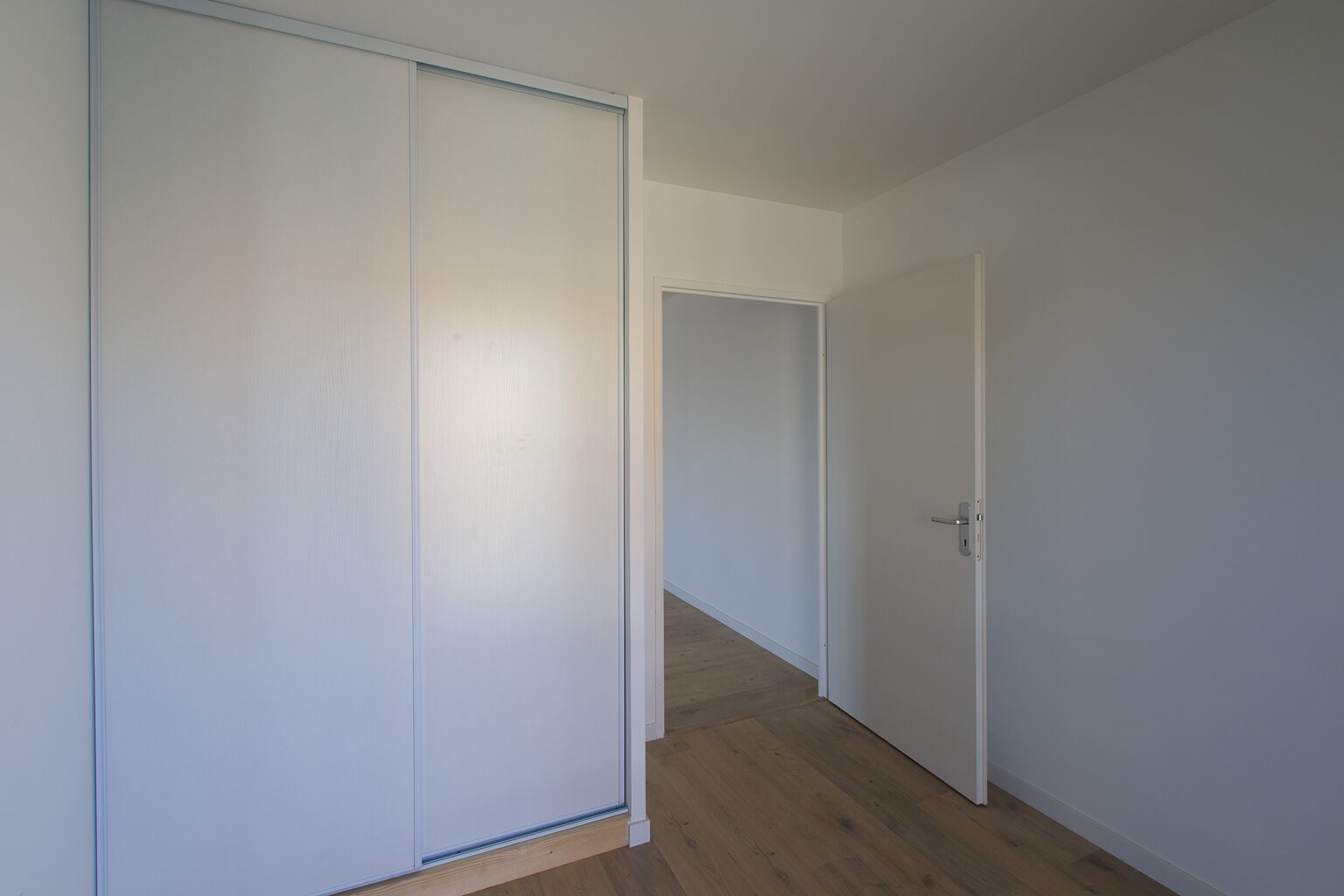 6800-BUSSY ST GEORGES-Logement témoin-Photo 7-cmp.jpg