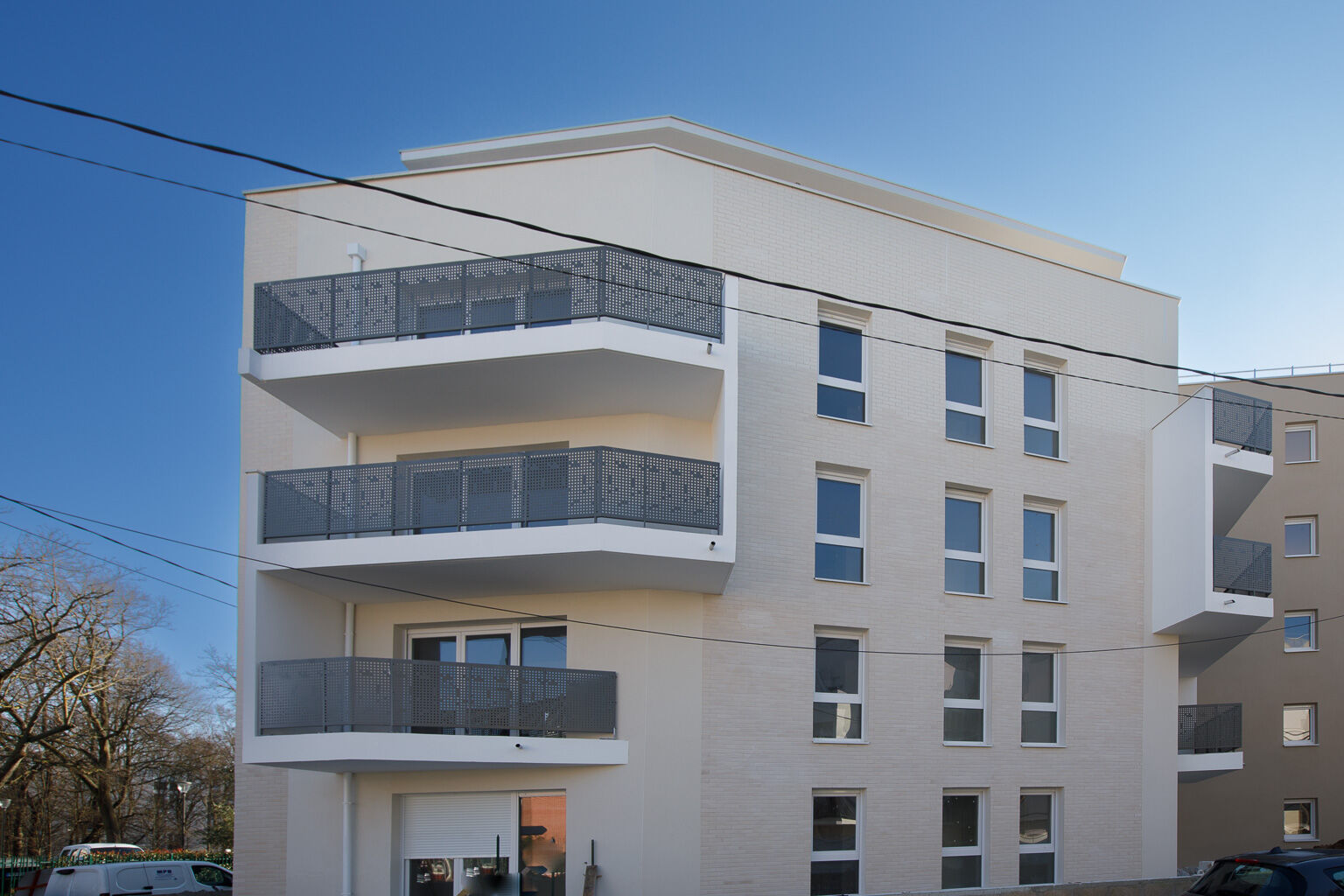 6655-Villepinte-Photo ext 2-cmp.jpg