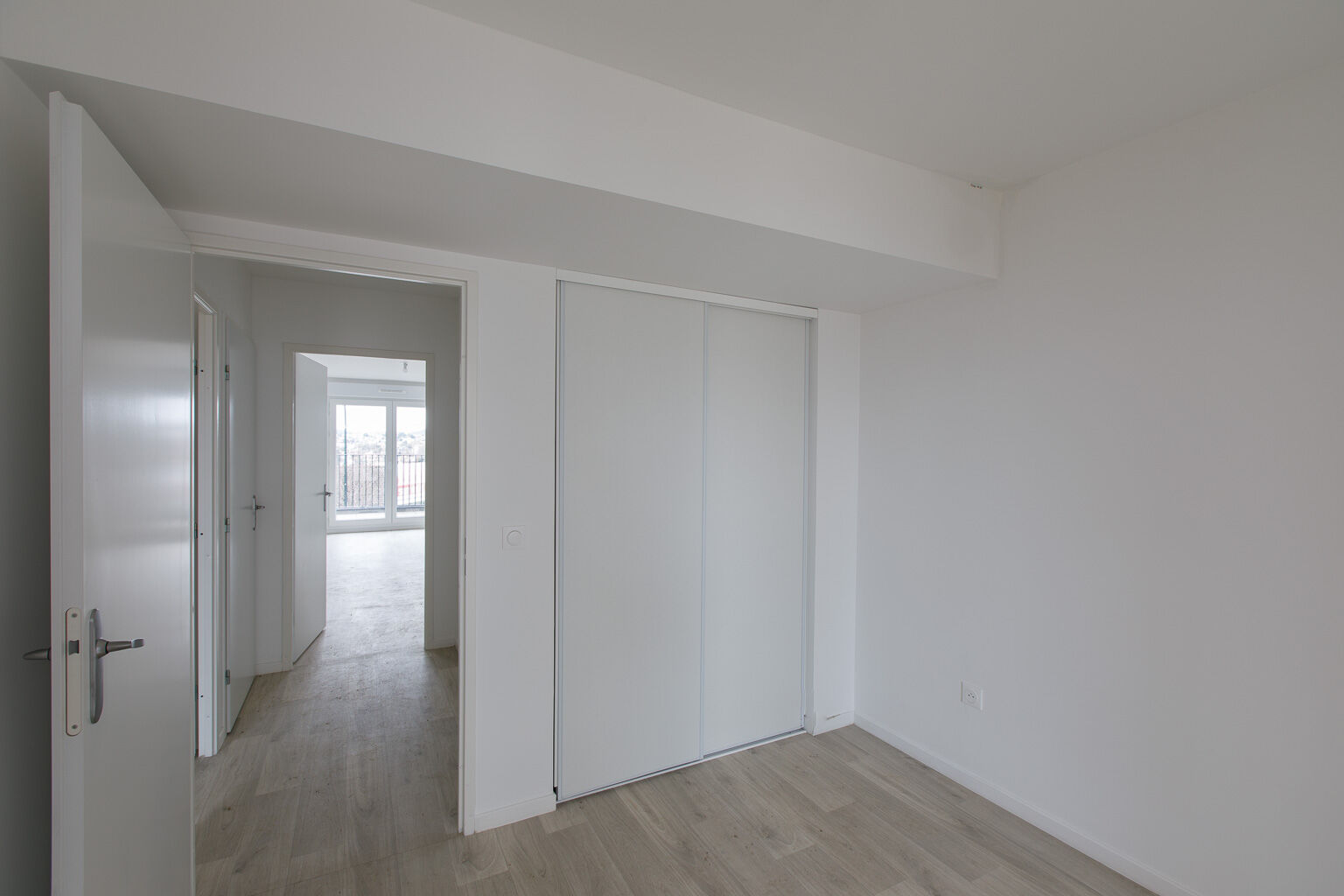 6613-BAGNEUX-Logement témoin-Photo 4-cmp.jpg