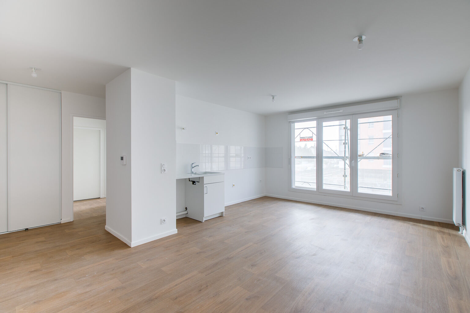 1.26654-ATHIS MONS-Logement témoin-Photo 1-compressed.jpg