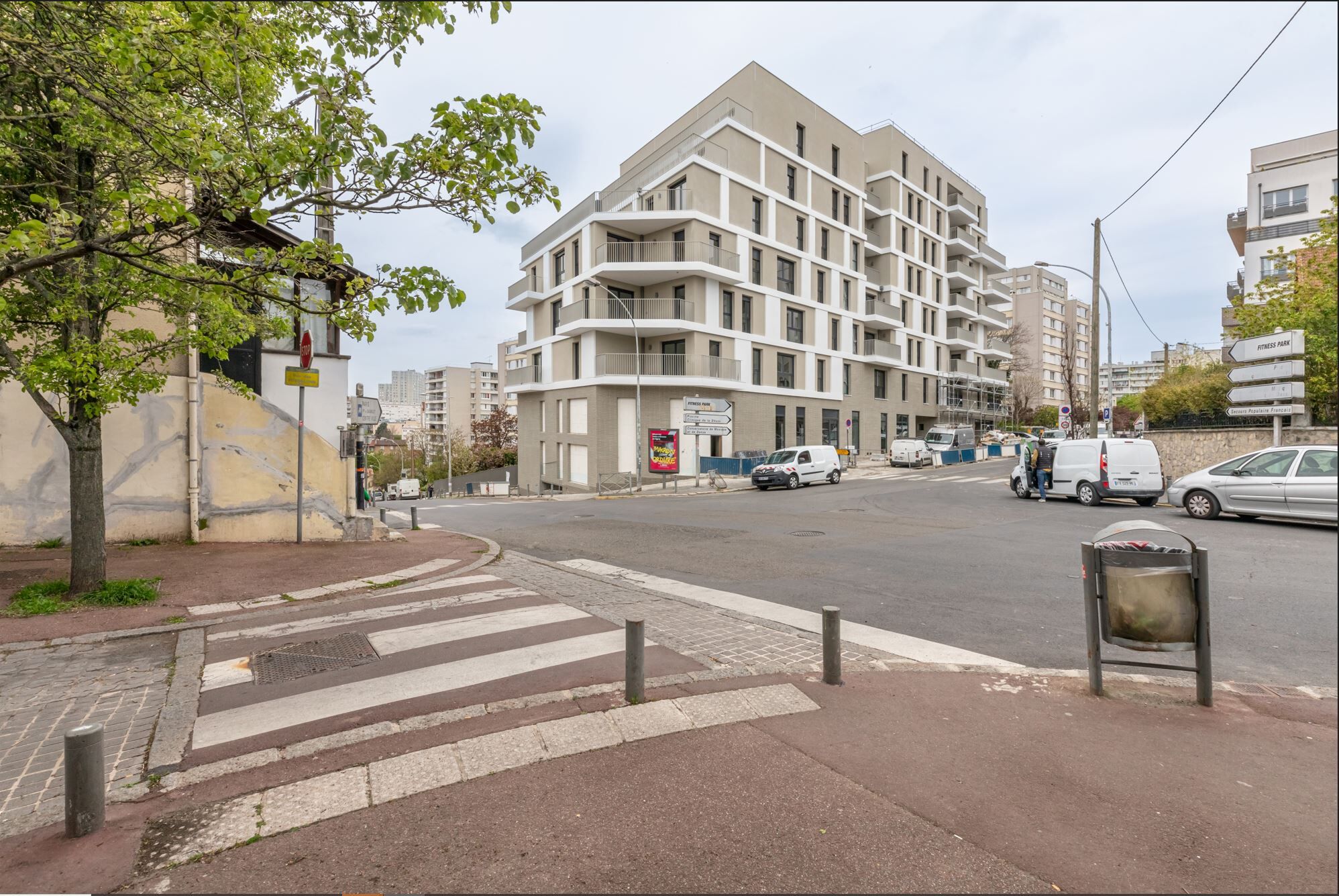 e6491-BAGNOLET-Photo ext-cmp.jpg