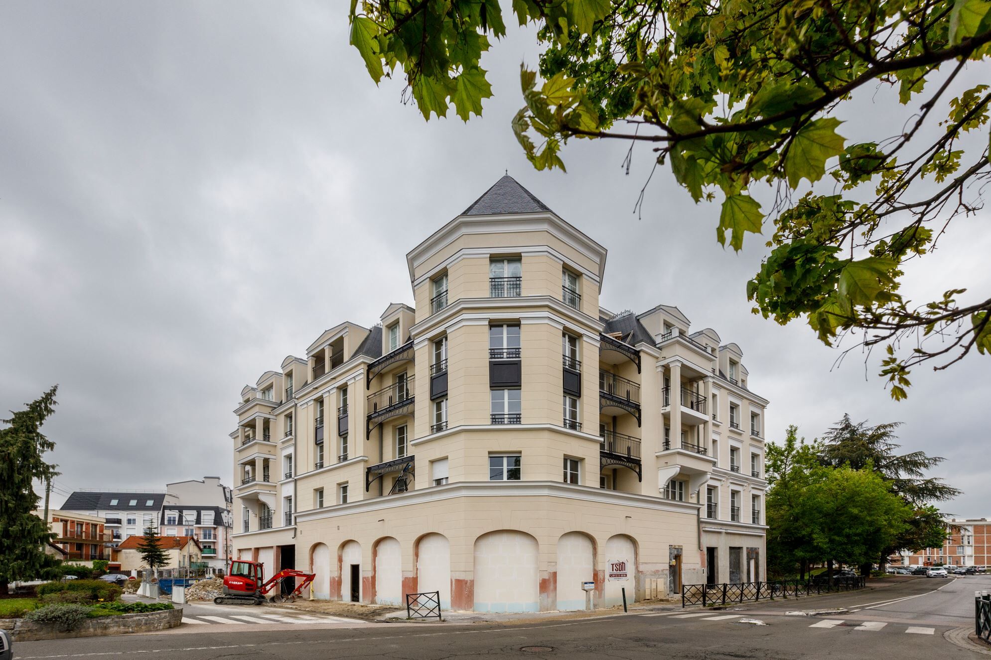 6781-LE BLANC MESNIL-Photo ext-compressed.jpg