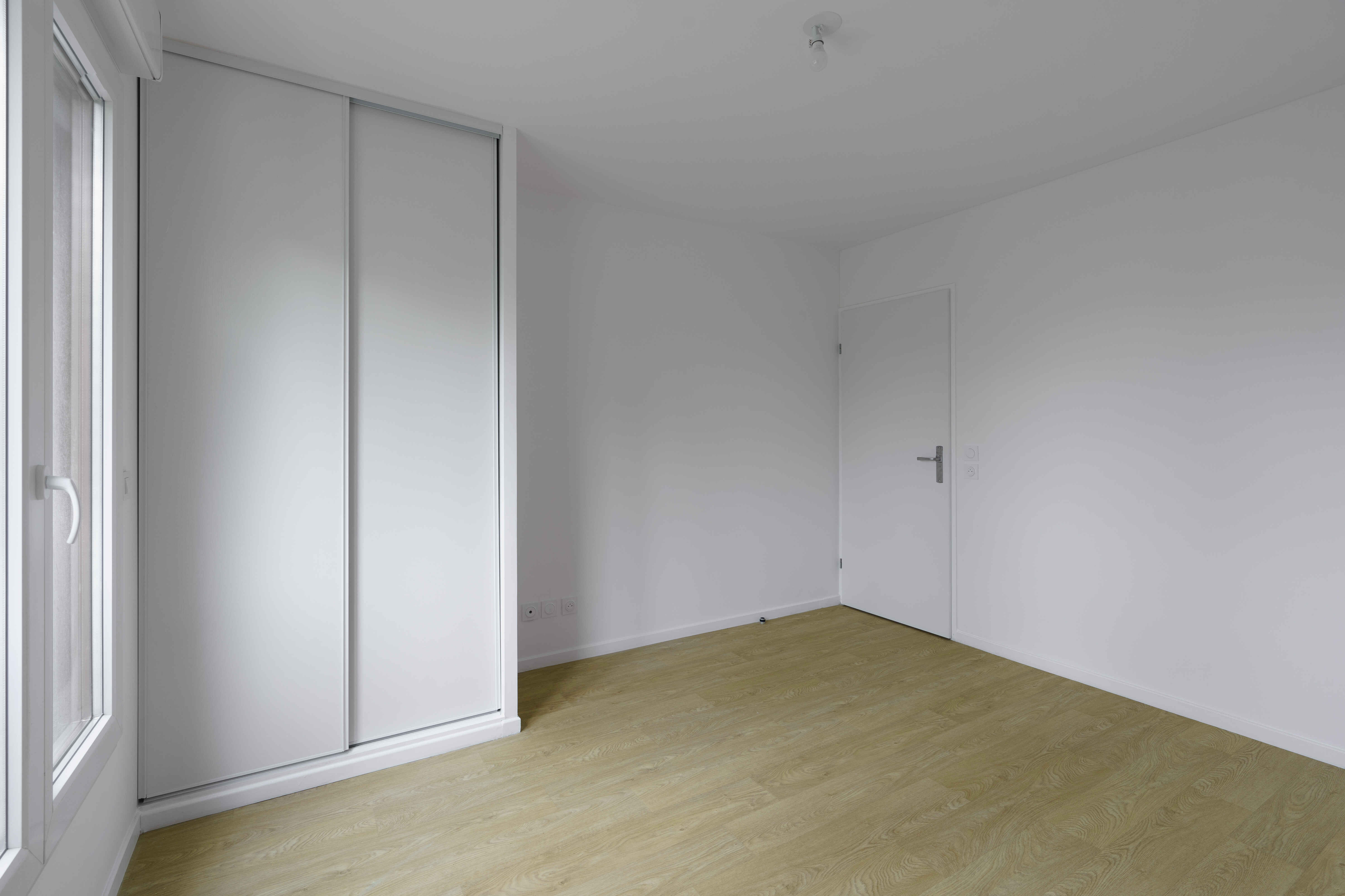6754-RIS ORANGIS-Logement témoin-Photo 3-cmp.jpg