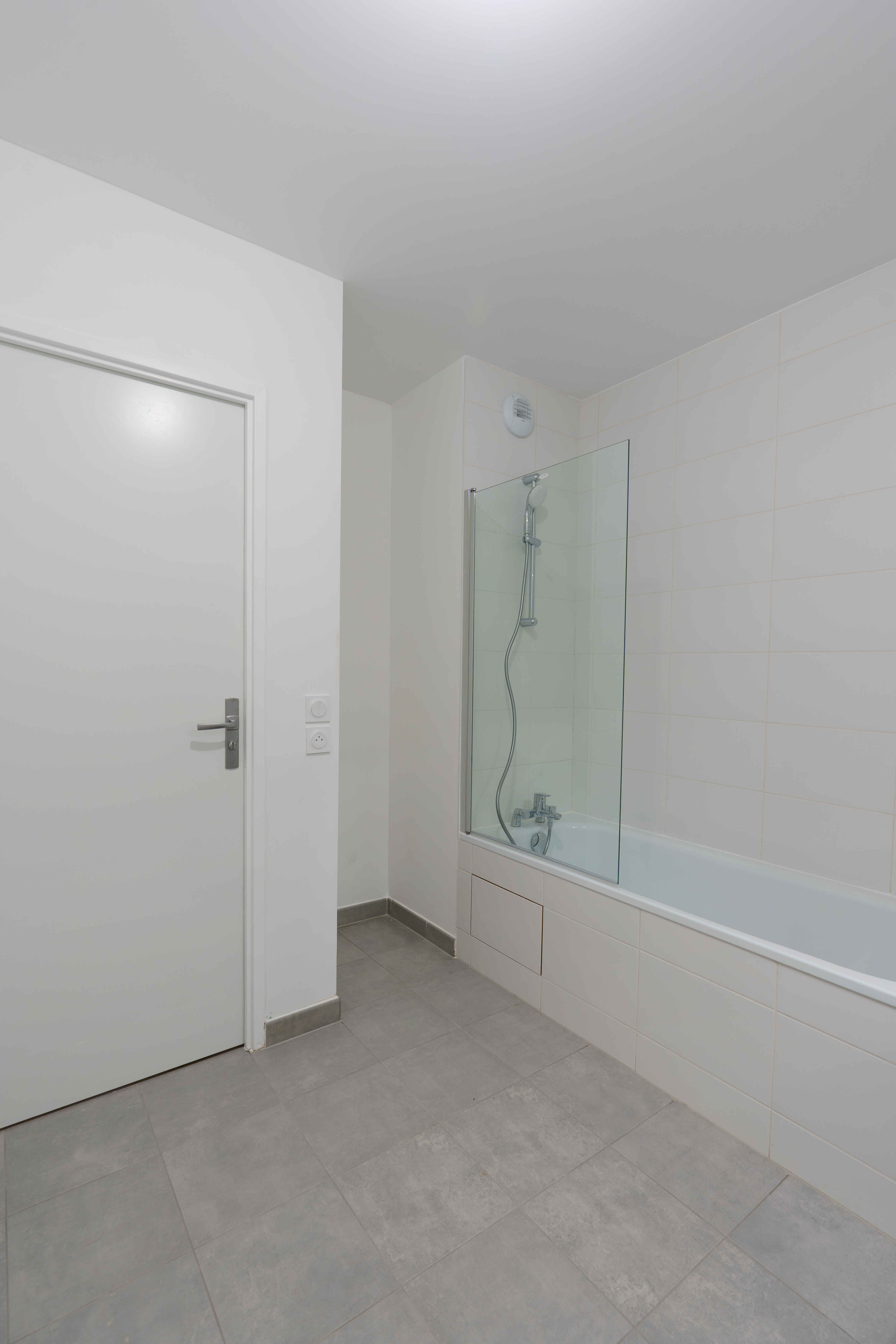 6754-RIS ORANGIS-Logement témoin-Photo 5-cmp.jpg