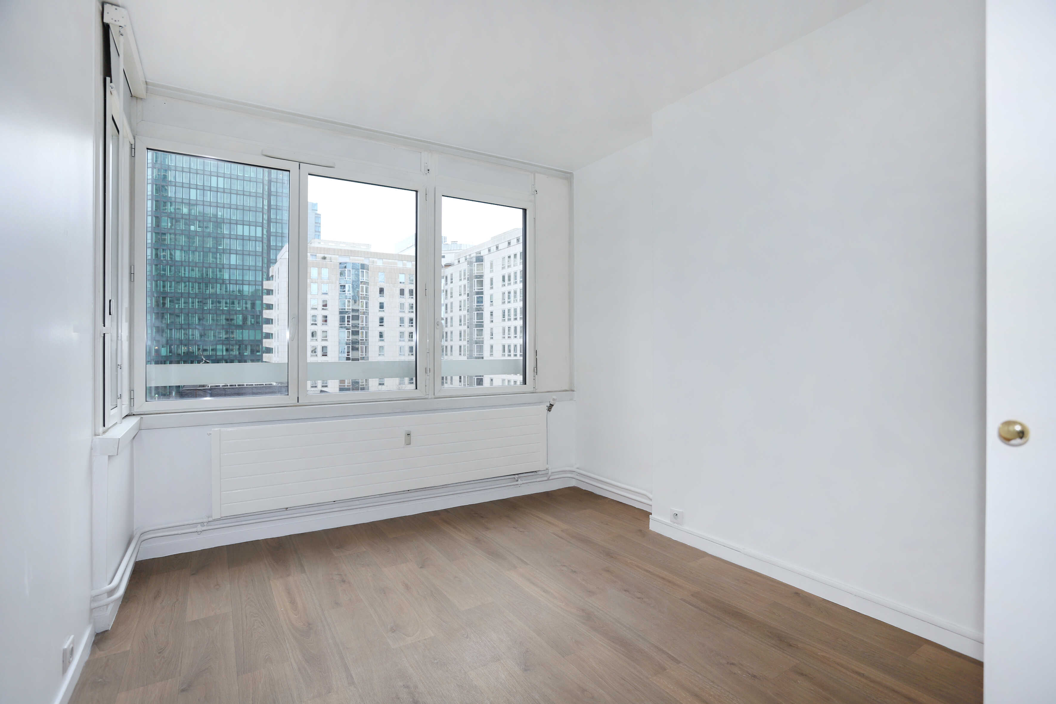 354602_Courbevoie__10-compressed.JPG