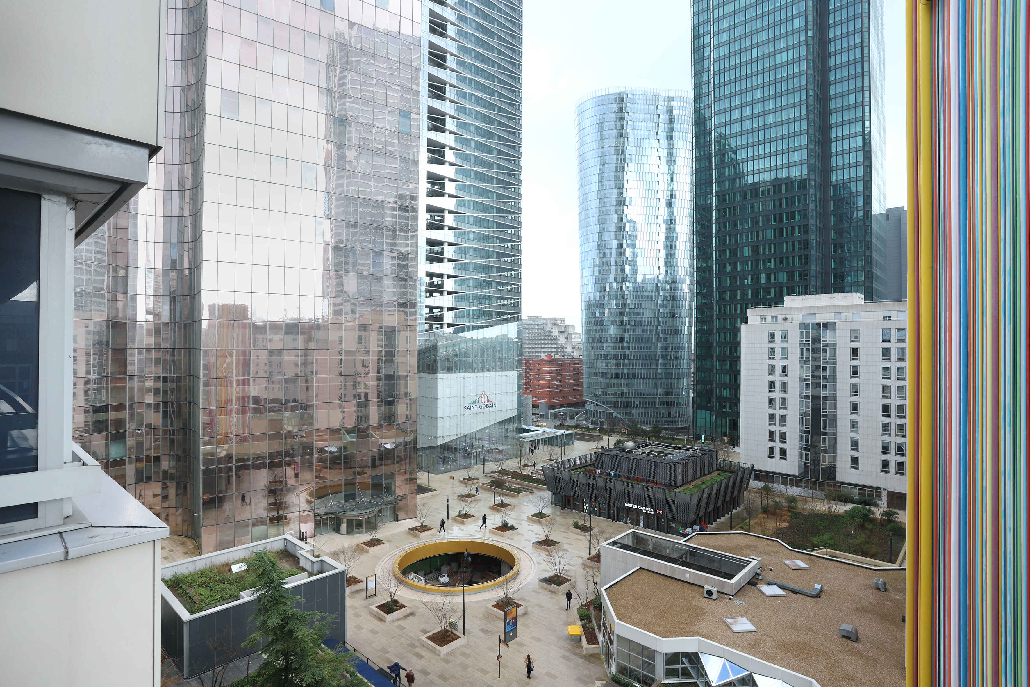354646_Courbevoie__08-compressed.JPG