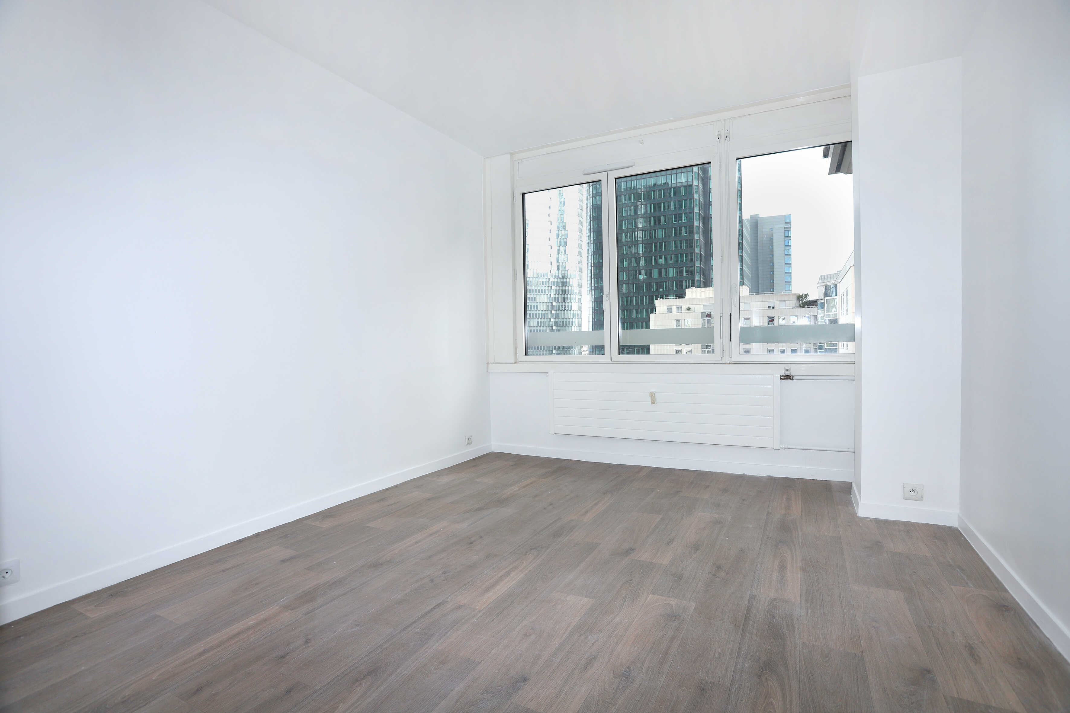 354646_Courbevoie__13-compressed.JPG