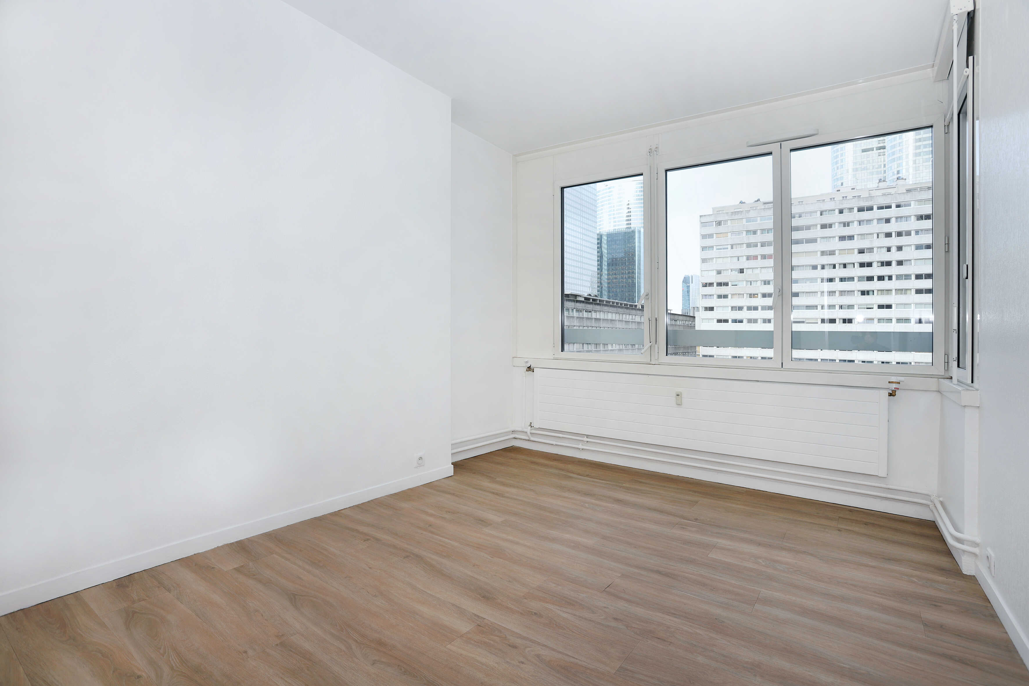 354653_Courbevoie__09-compressed.JPG