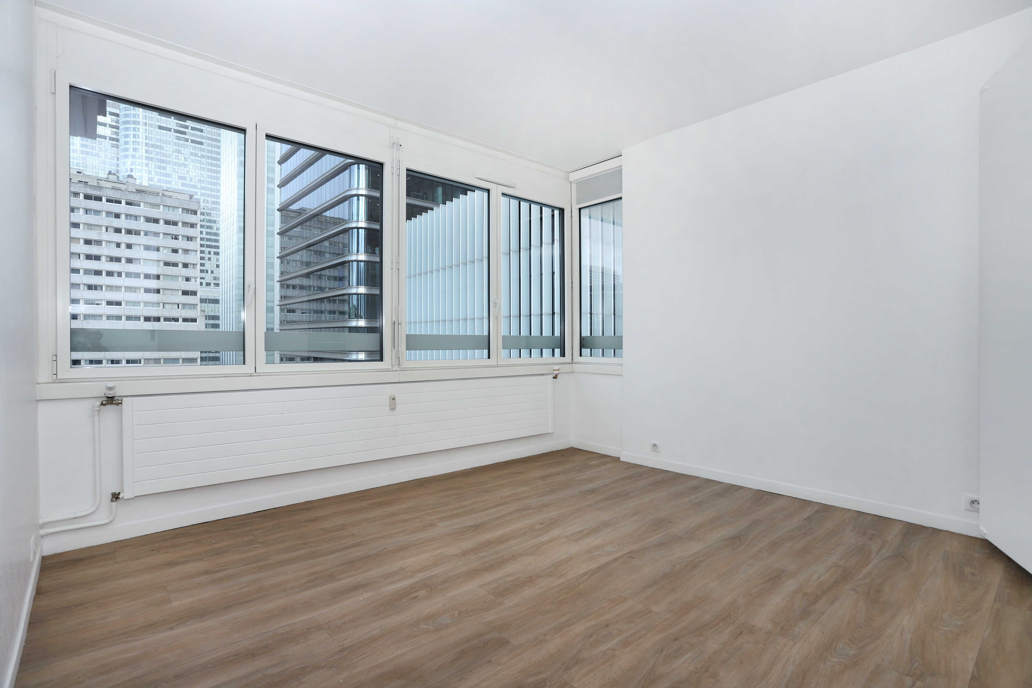 354653_Courbevoie__12-compressed.JPG