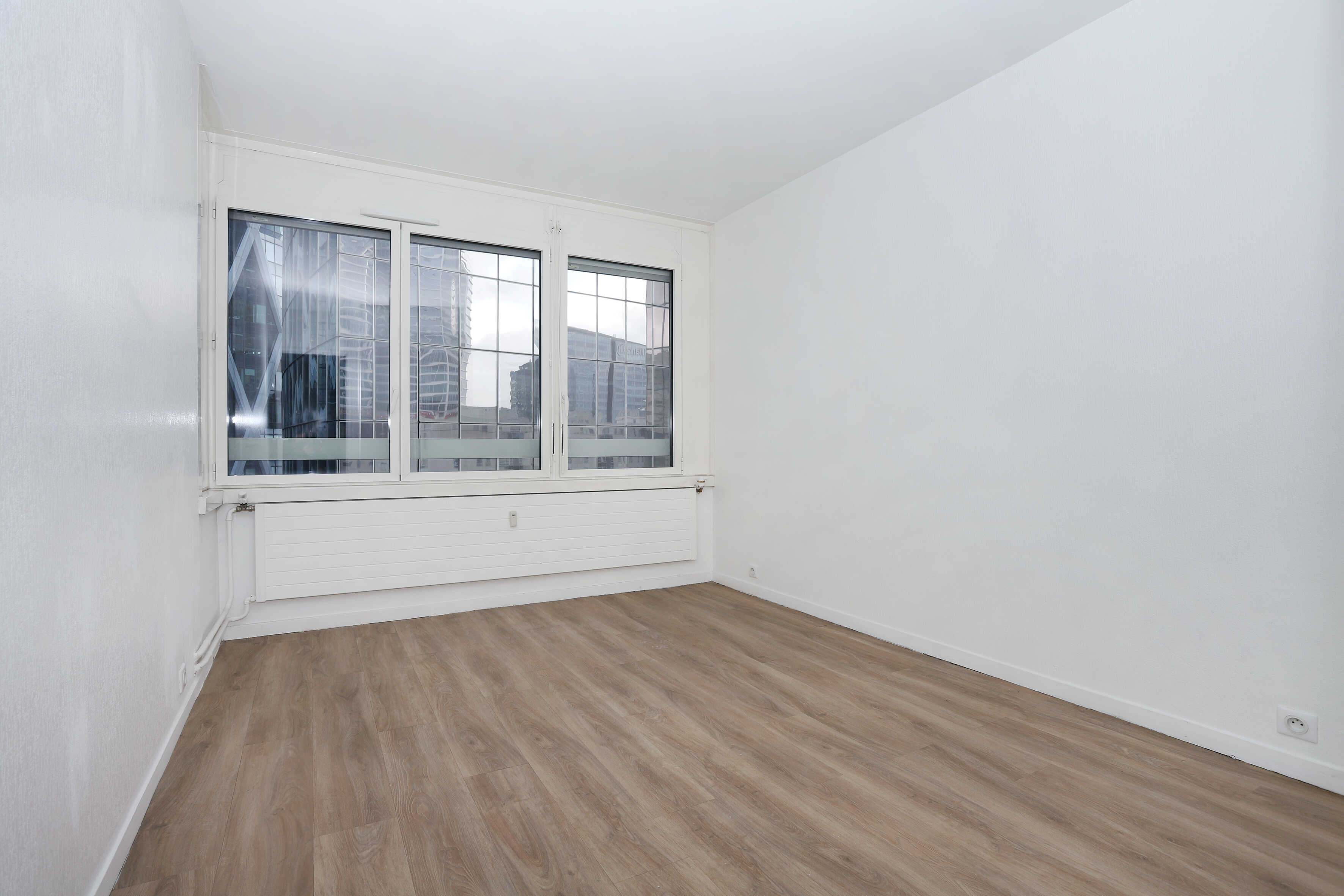 354653_Courbevoie__13-compressed.JPG