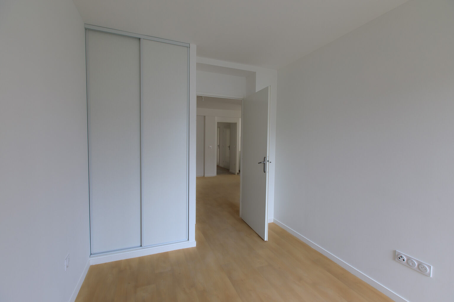 7049-MEUDON-Logment témoin-Photo 7-cmp.jpg