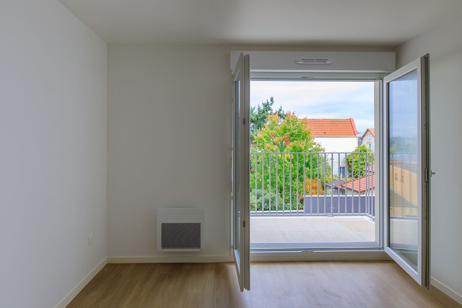 6719-LIVRY GARGAN-Logement témoin-Photo 3-cmp.jpg