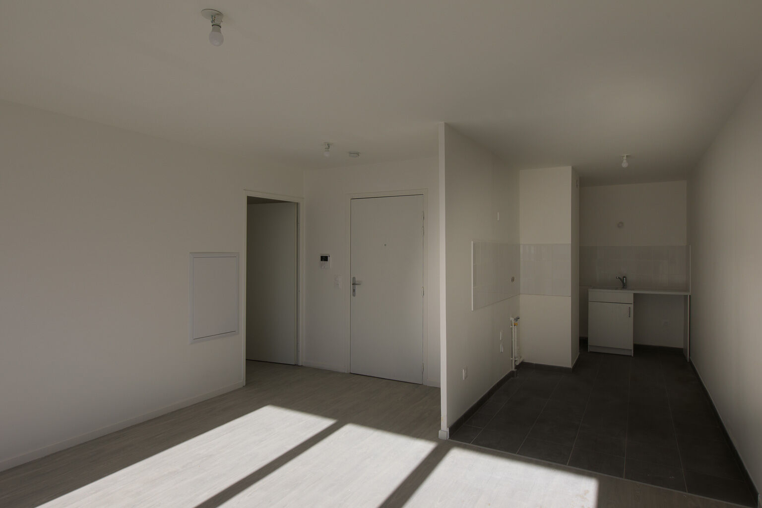 6301-CARRIERES SUR SEINE-Logement témoin-Photo 2-compressed.jpg