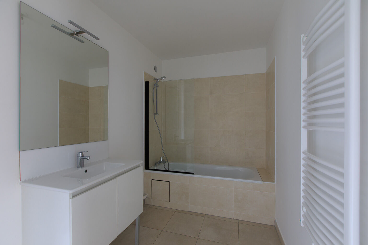 6593-TREMBLAY-Logement témoin-Photo 4-cmp.jpg
