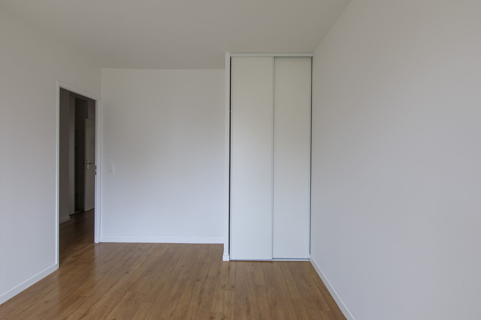 6593-TREMBLAY-Logement témoin-Photo 5-cmp.jpg