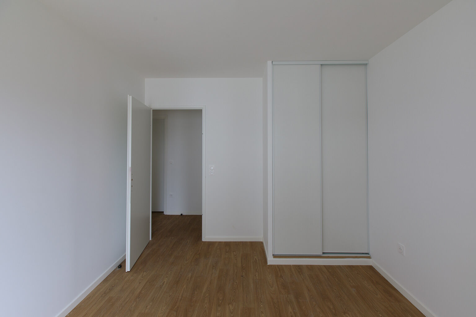 6660-TRAPPES-Logement témoin-Photo 6-cmp.jpg